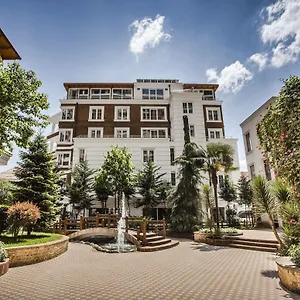 Hotel Prestige