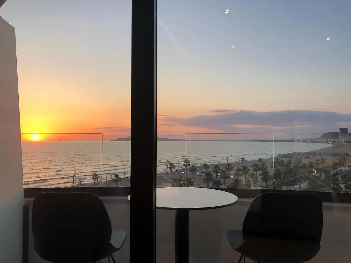 ****  Mirage Hotel Golem  Albanië
