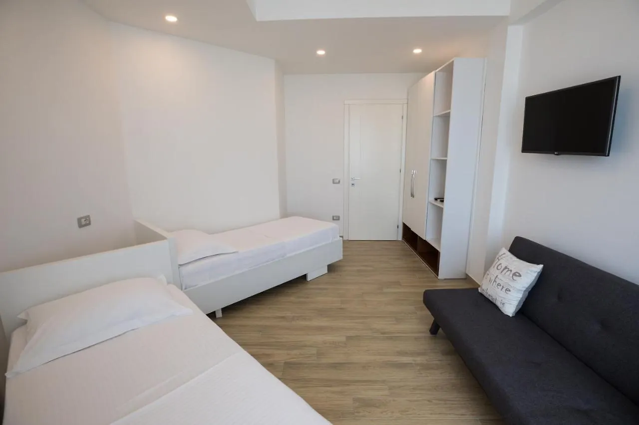 Mirage Hotel Golem  Golem (Tirana)